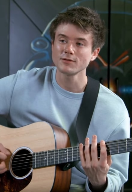 Alec Benjamin accords